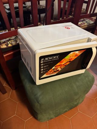 Microondas Jocel Blanco