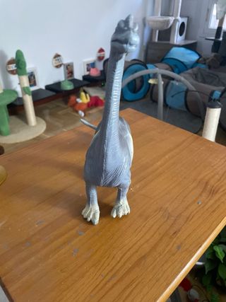 Figura Dinosaurio Brontosaurio Gris