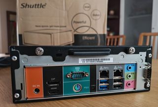 Mini PC Shuttle XPC XH110