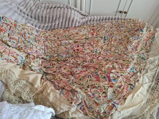 Mantón Manila Bordado a Mano Beige Multicolor