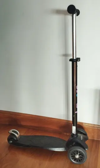 Patinete MICRO MAXI 3 ruedas negro o rosa