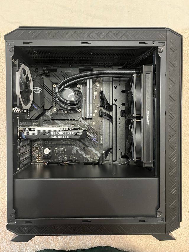 PC Gaming Hummer RTX 3050 1400 GB