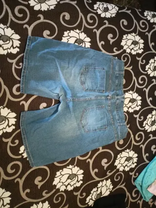 Pantalón corto vaquero azul