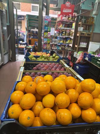 Traspaso Frutería Completa