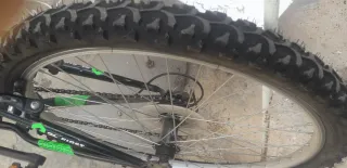 Bicicleta Unisex Mediana + Casco y Guantes