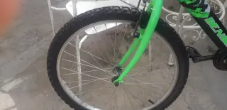 Bicicleta Unisex Mediana + Casco y Guantes