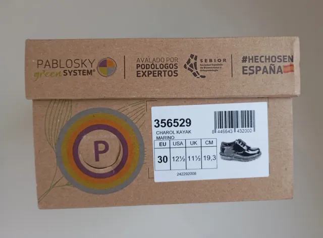 Zapatos Pablosky Niña Azul Charol
TALLA 30