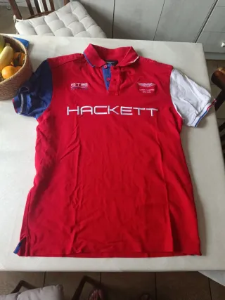 Polo Hackett Rojo Aston Martin Racing.Usado 