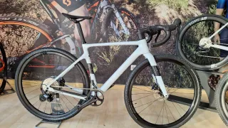 Scott Addict Gravel 40 2025