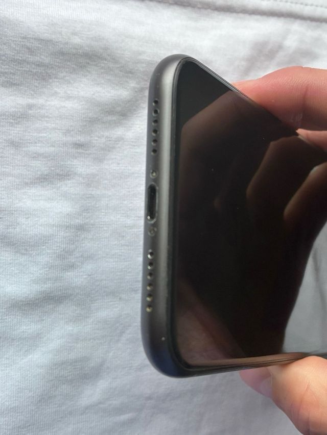 iPhone 11 64GB Negro