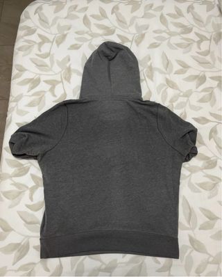 Sudadera Abercrombie & Fitch con capucha
