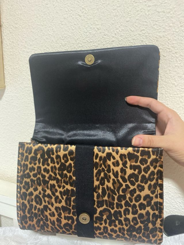 Bolso fiesta leopardo con lazo negro