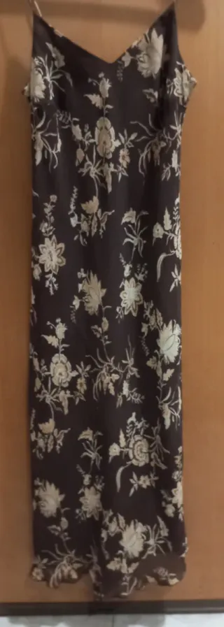 Vestido largo con estampado floral AMITIÉ