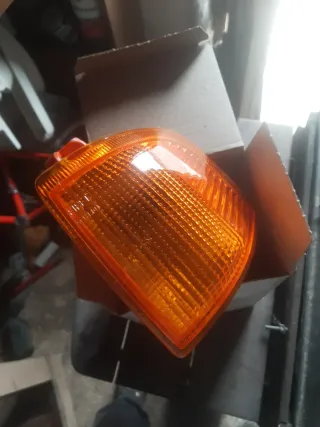 Intermitente Ford Escort Izquierdo