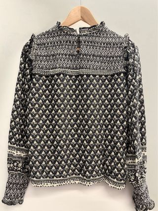 Blusa Mango Teen estampada XS - Como nueva