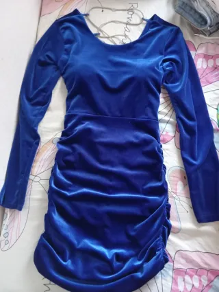Vestido azul de terciopelo