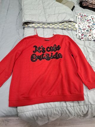 Blusa roja manga larga con lentejuelas