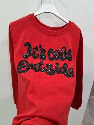 Blusa roja manga larga con lentejuelas