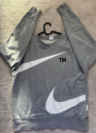 Sudadera Nike Gris