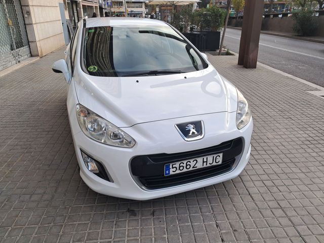 Peugeot 308 5P Active 1.6 HDI 92 FAP