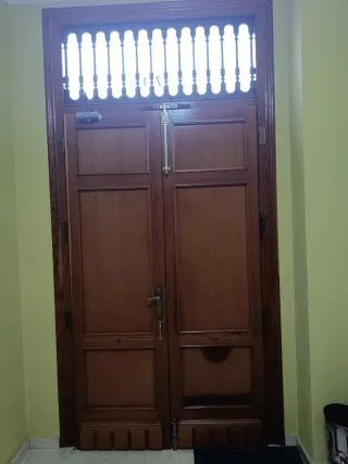 Puerta madera maciza 0.73 x 2.46