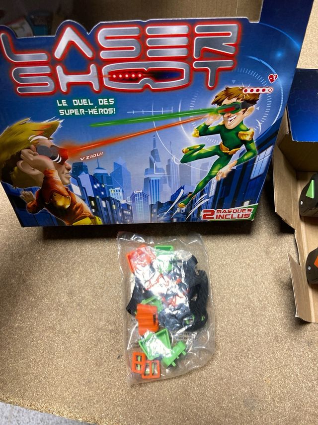 Juego Láser para niños Shot Superhéroes