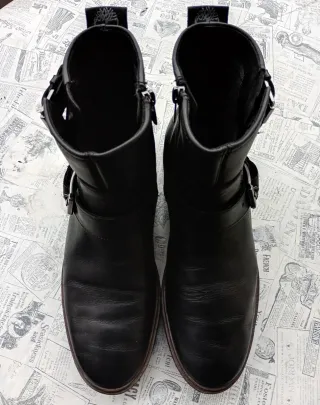 Stivaletti Timberland Neri con Fibbia