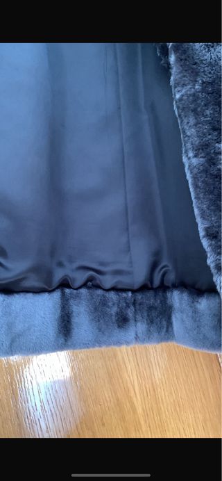 Abrigo de pelo gris