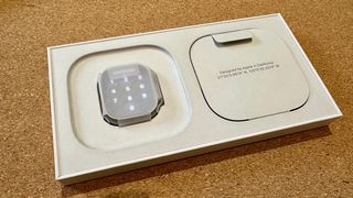 Apple Watch Ultra 49mm Titanium Green Alpine Loop