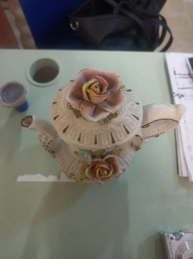 Capodimonte Teiera Decorata con Rose