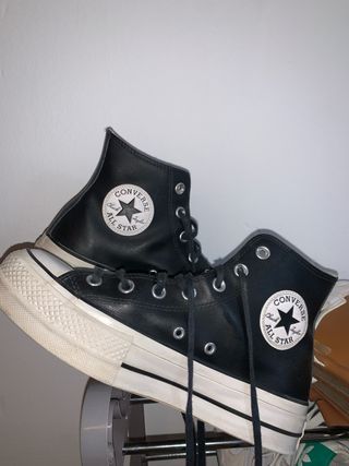 Converse negras de cuero plataforma