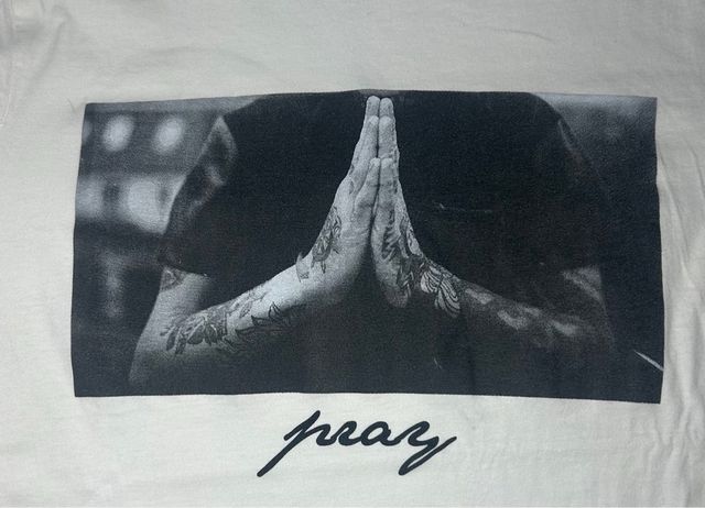 Camiseta Mister Tee Pray Talla XS