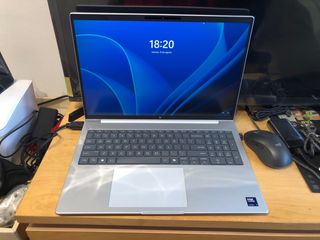 HP EliteBook 8 G1i 16” Notebook AI PC