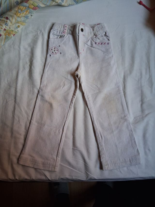 Pantalones vaqueros y de pana