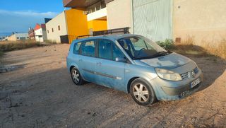 Renault Grand Scenic 2005