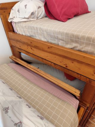 Conjunto juvenil madera pino