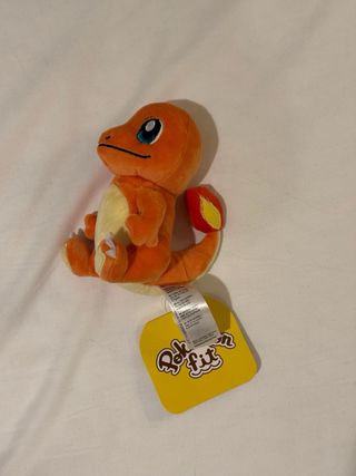 Peluche Charmander Pokemon Center Japan