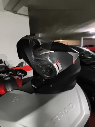 Casco de moto modular negro