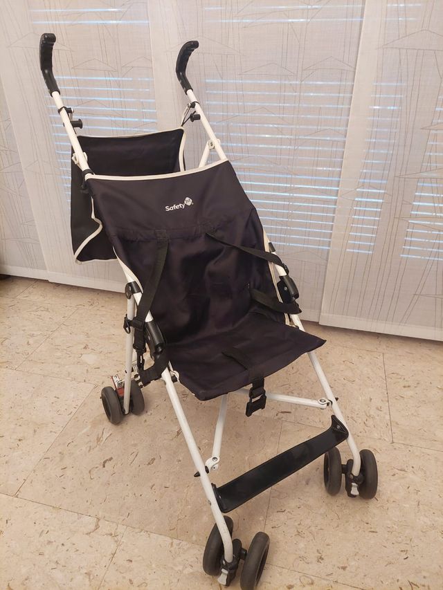 PASSEGGINO ULTRA COMPATTO E LEGGERO SAFETY 1ST