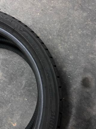 Neumáticos de coche
215/40/18/89Y