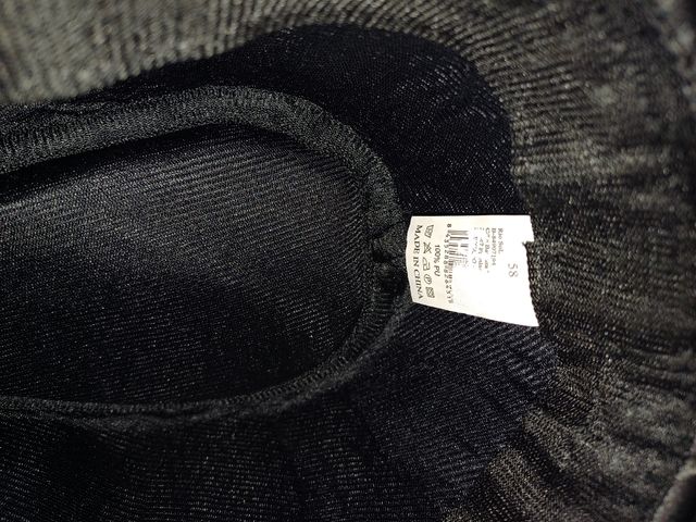 Chapéu de couro preto