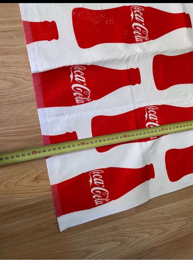 Toalla Coca Cola Roja y Blanca