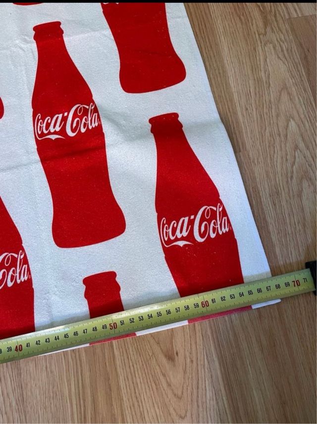 Toalla Coca Cola Roja y Blanca