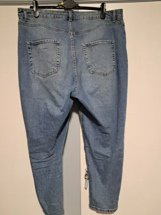Pantalón vaquero mom 