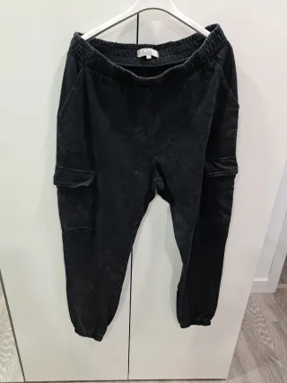 Pantalones cargo Celestina negros talla L