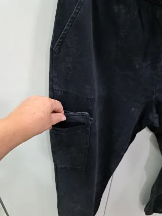Pantalones cargo Celestina negros talla L