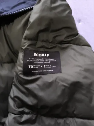 Cazadora Ecoalf reversible azul y verde 