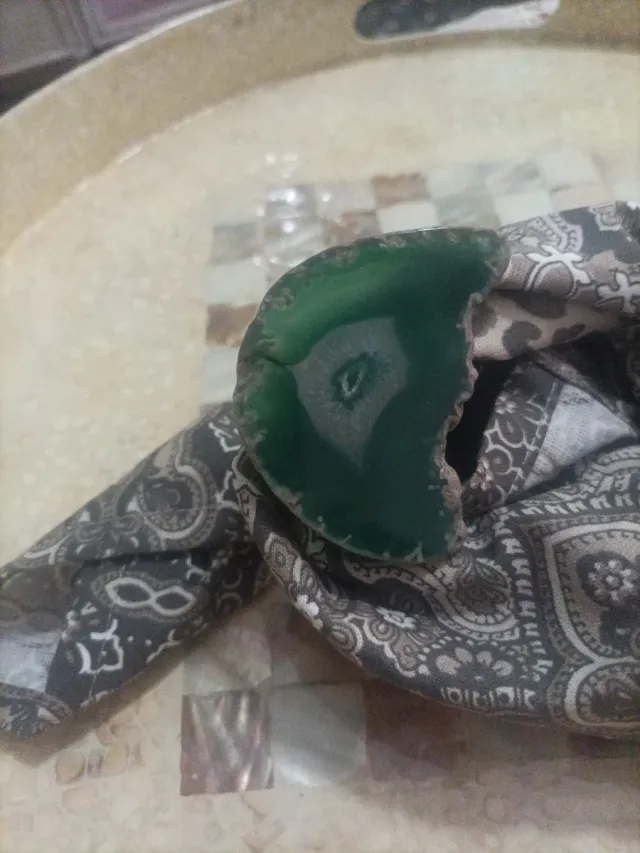 Porta servilletas de mineral auténtico.