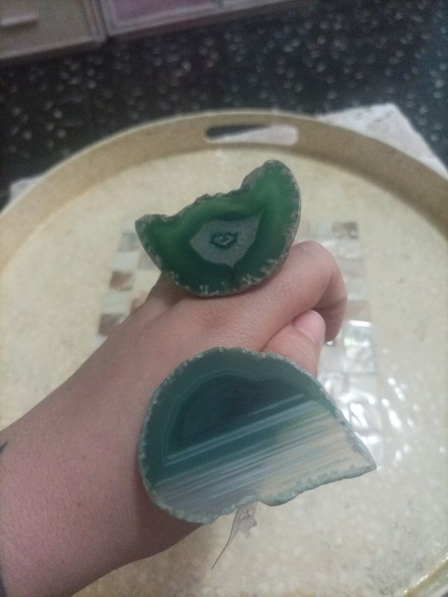 Porta servilletas de mineral auténtico.