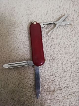 2 Navajas suizas Victorinox multiusos 